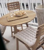 Classic wooden chair — изображение 3